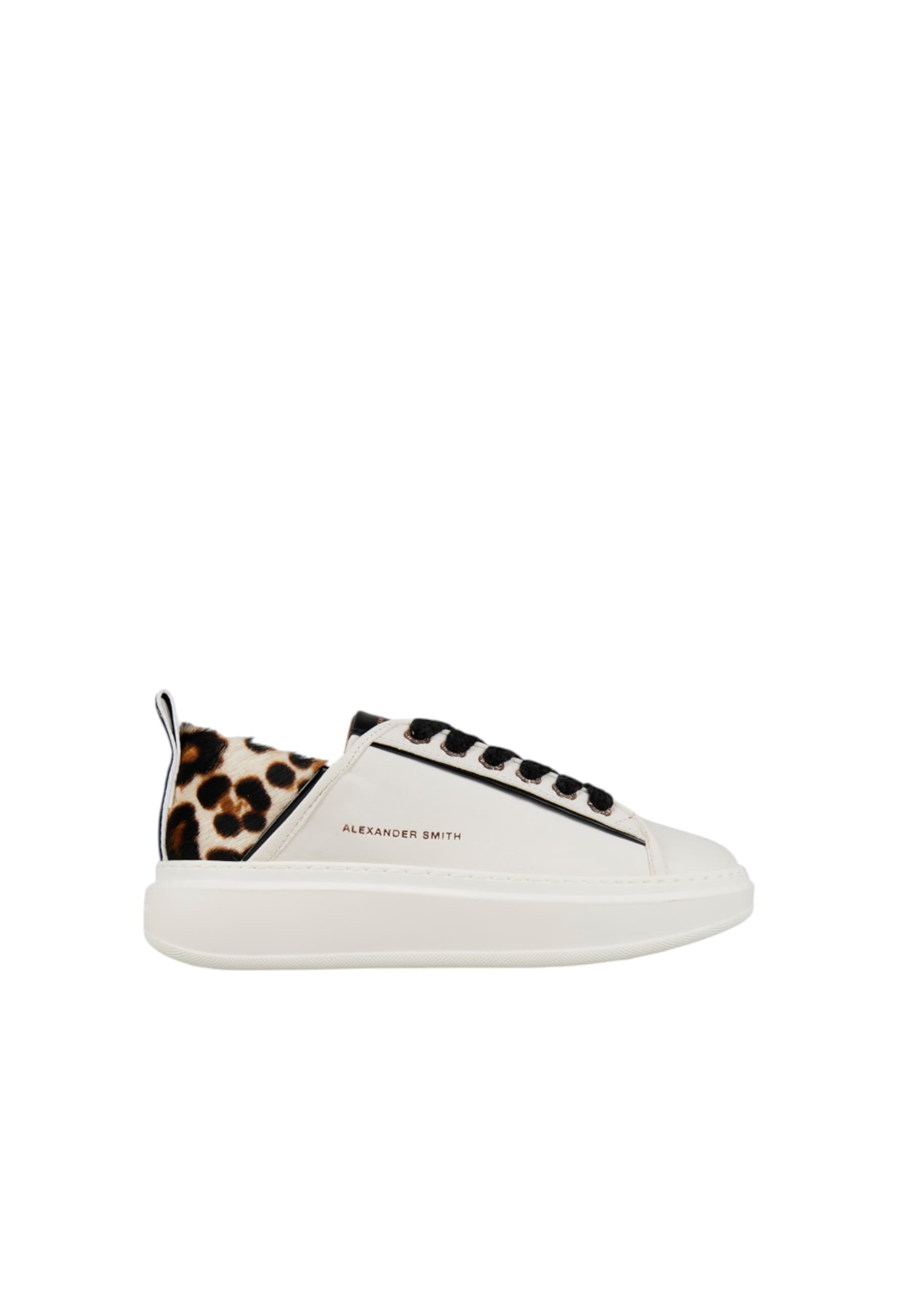 asbcwyw-0224-wcs Alexander Smith Women's White Leather