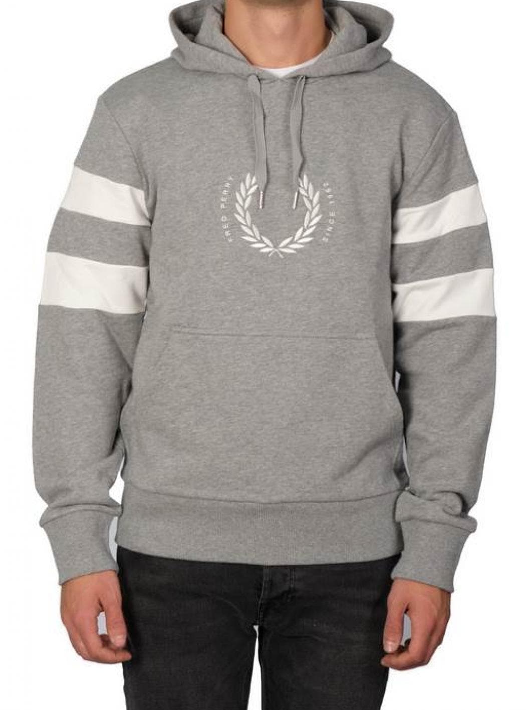 Fred Perry - With Cap and Central Logo M4719 420 GRIG