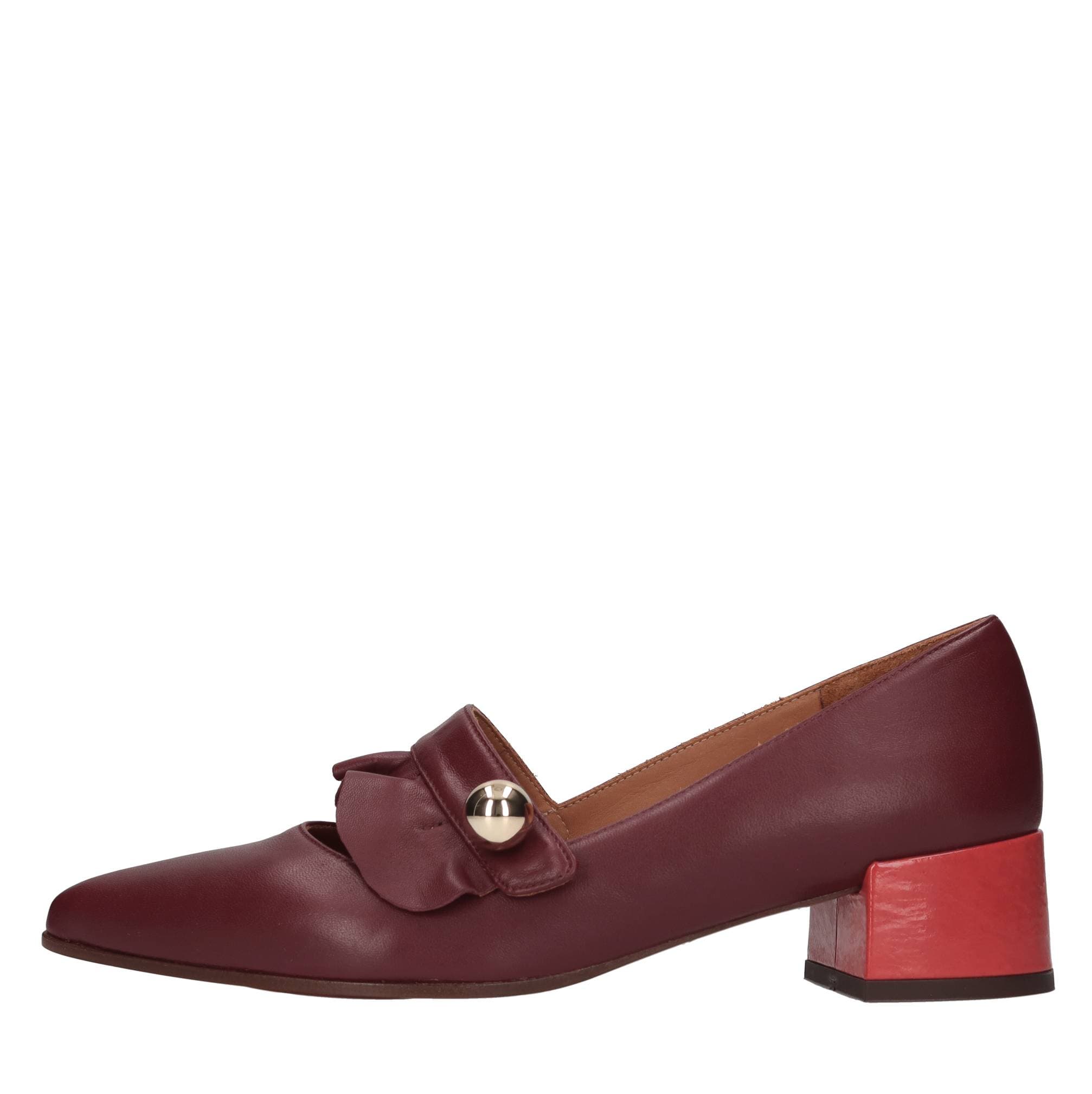 Leather pumps — Red