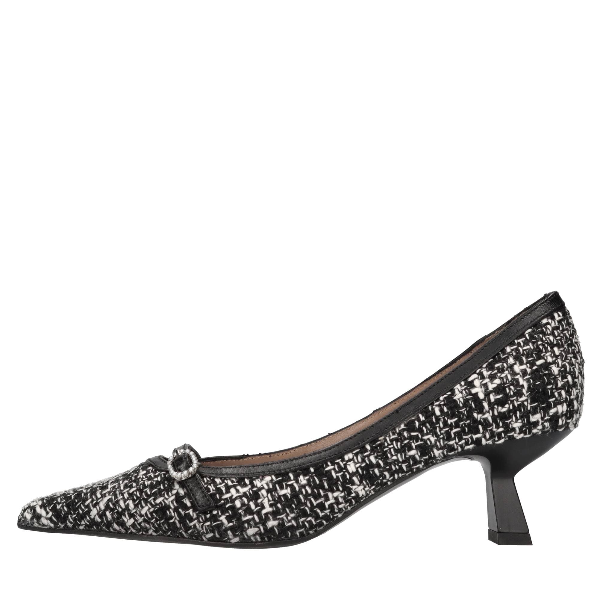 Leather and fabric pumps