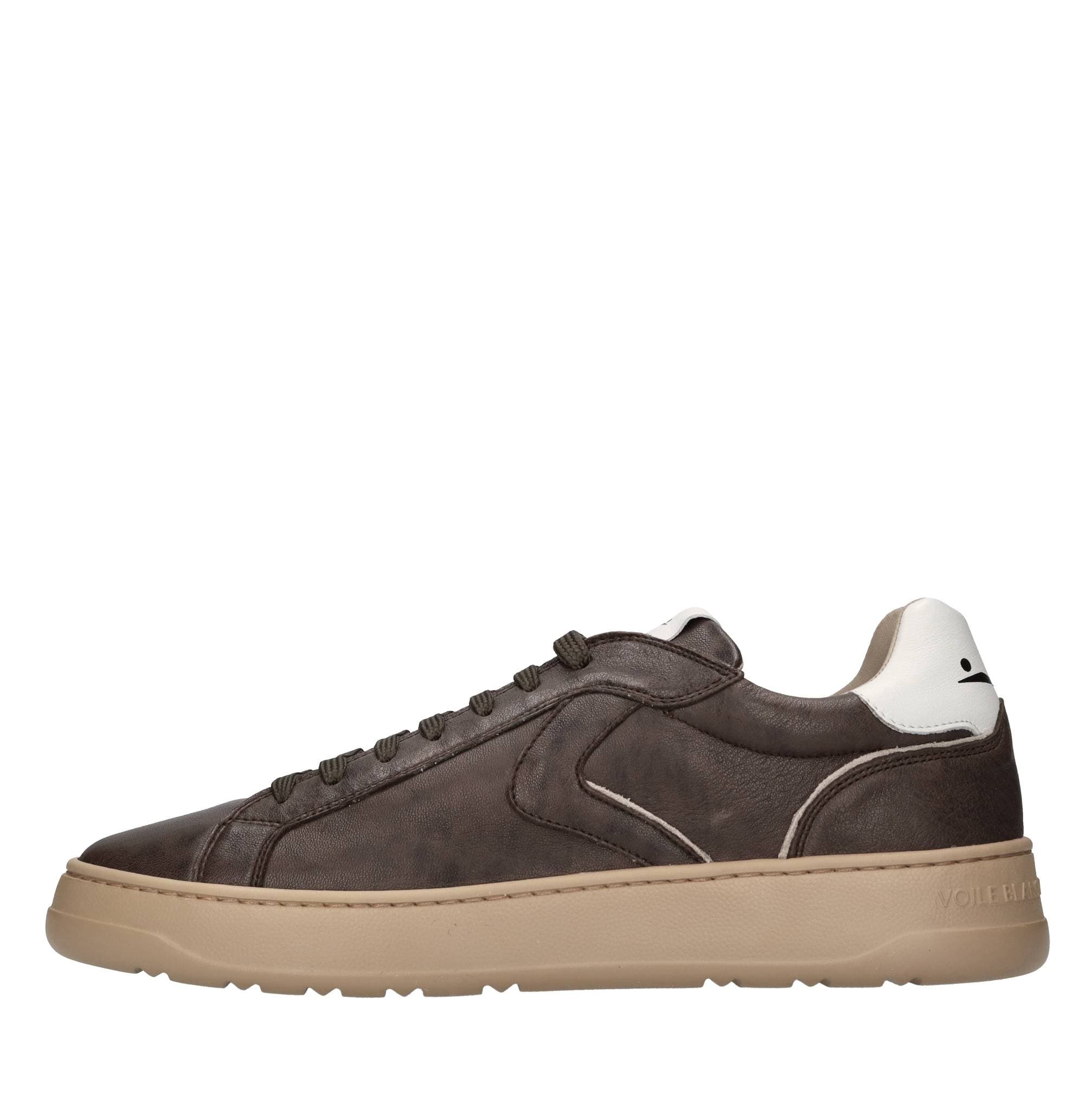 Leather sneakers — Brown