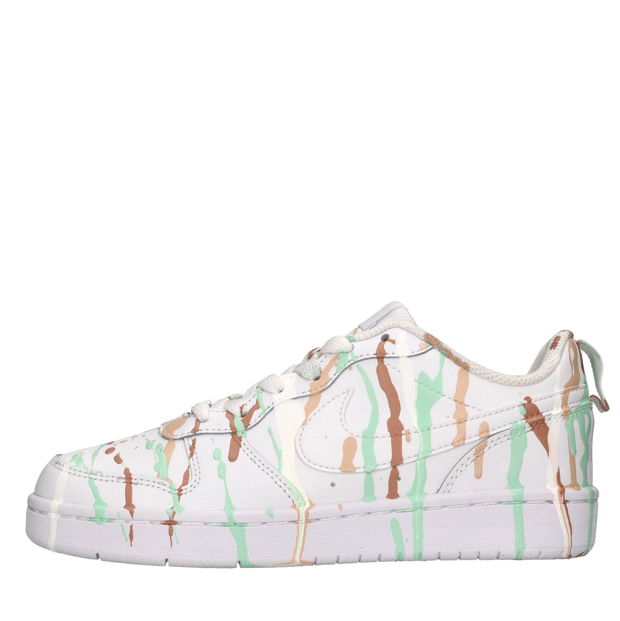 NIKE SEDDYS Sneakers