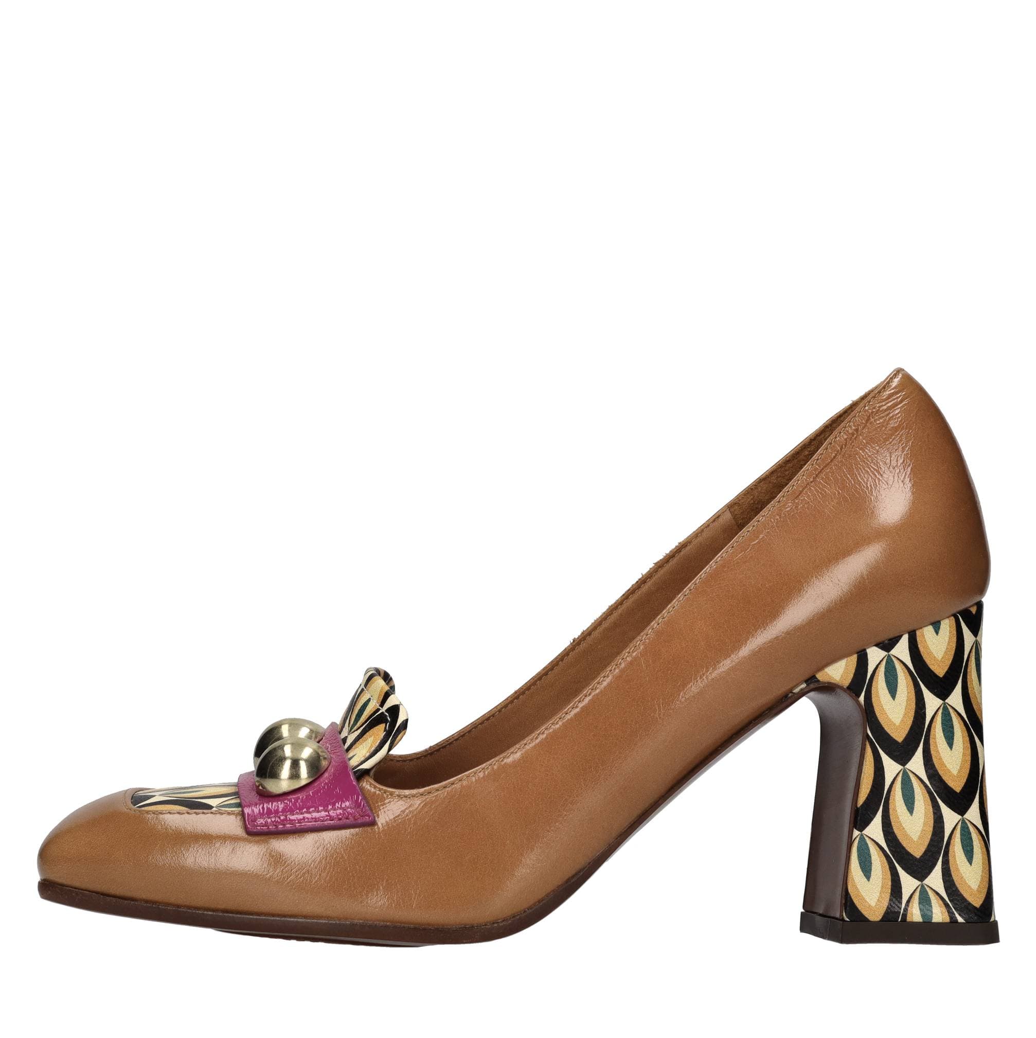 Chie Mihara With Heel