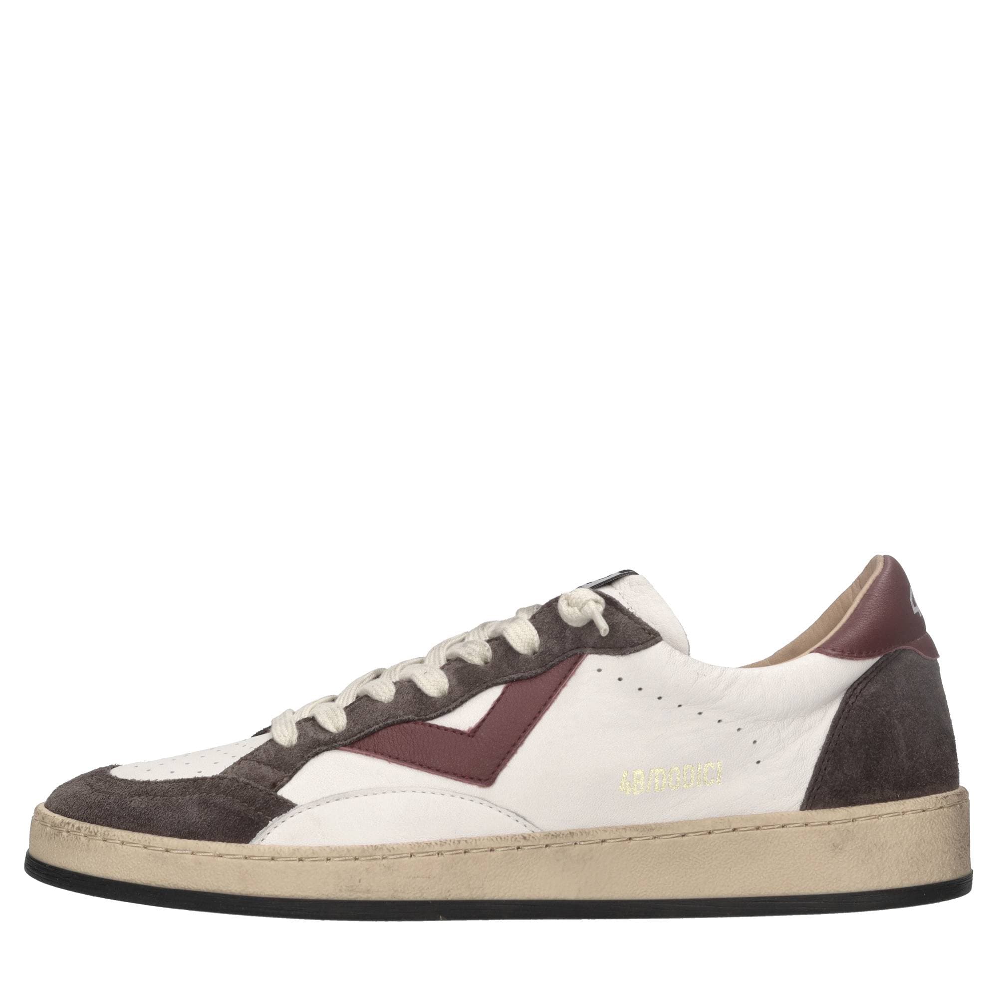 4B12 Sneakers