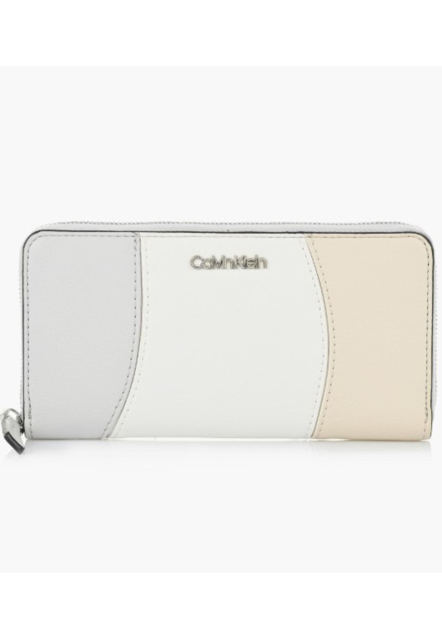 Calvin Klein _