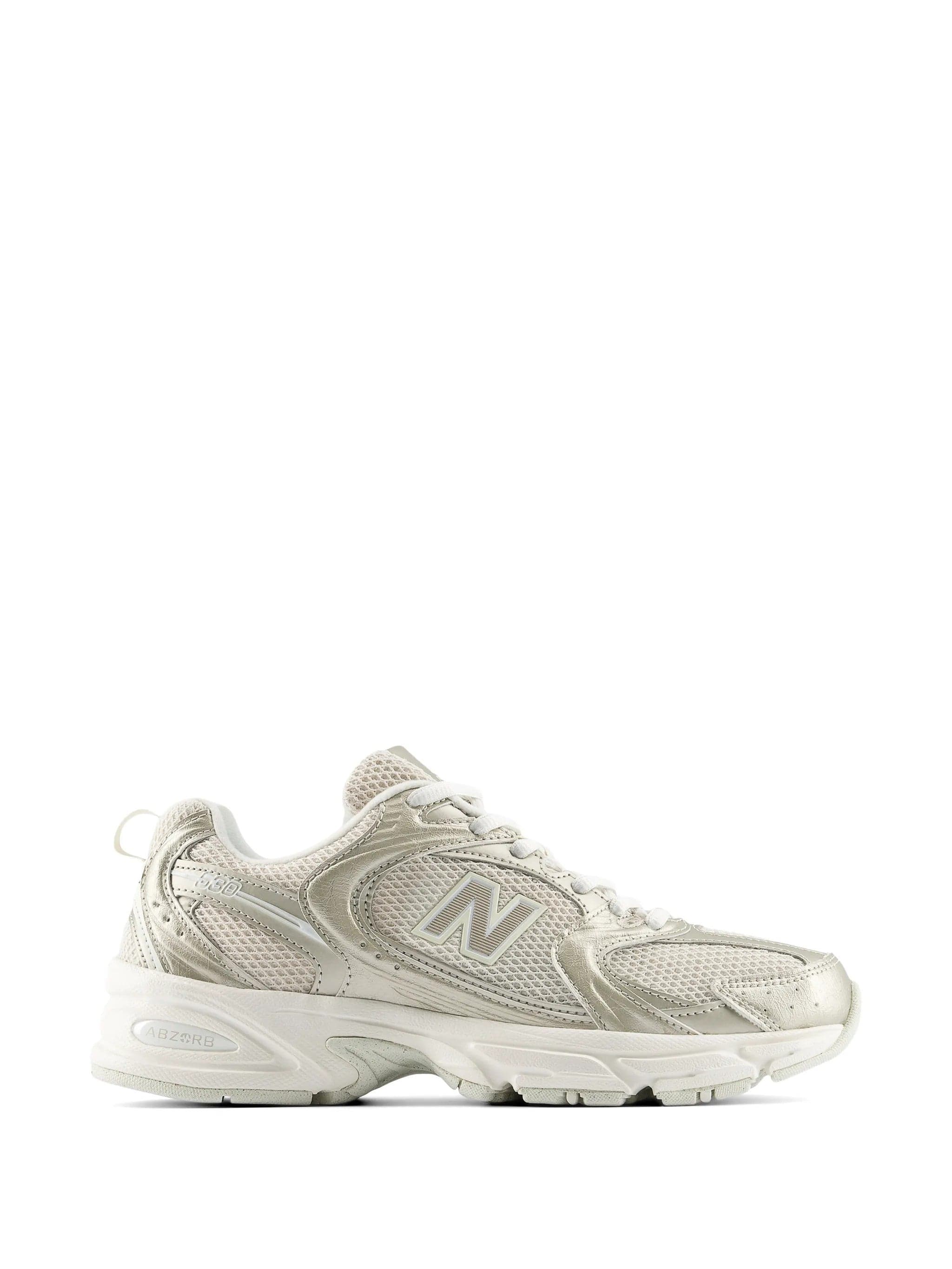 New Balance Women's sneakers
