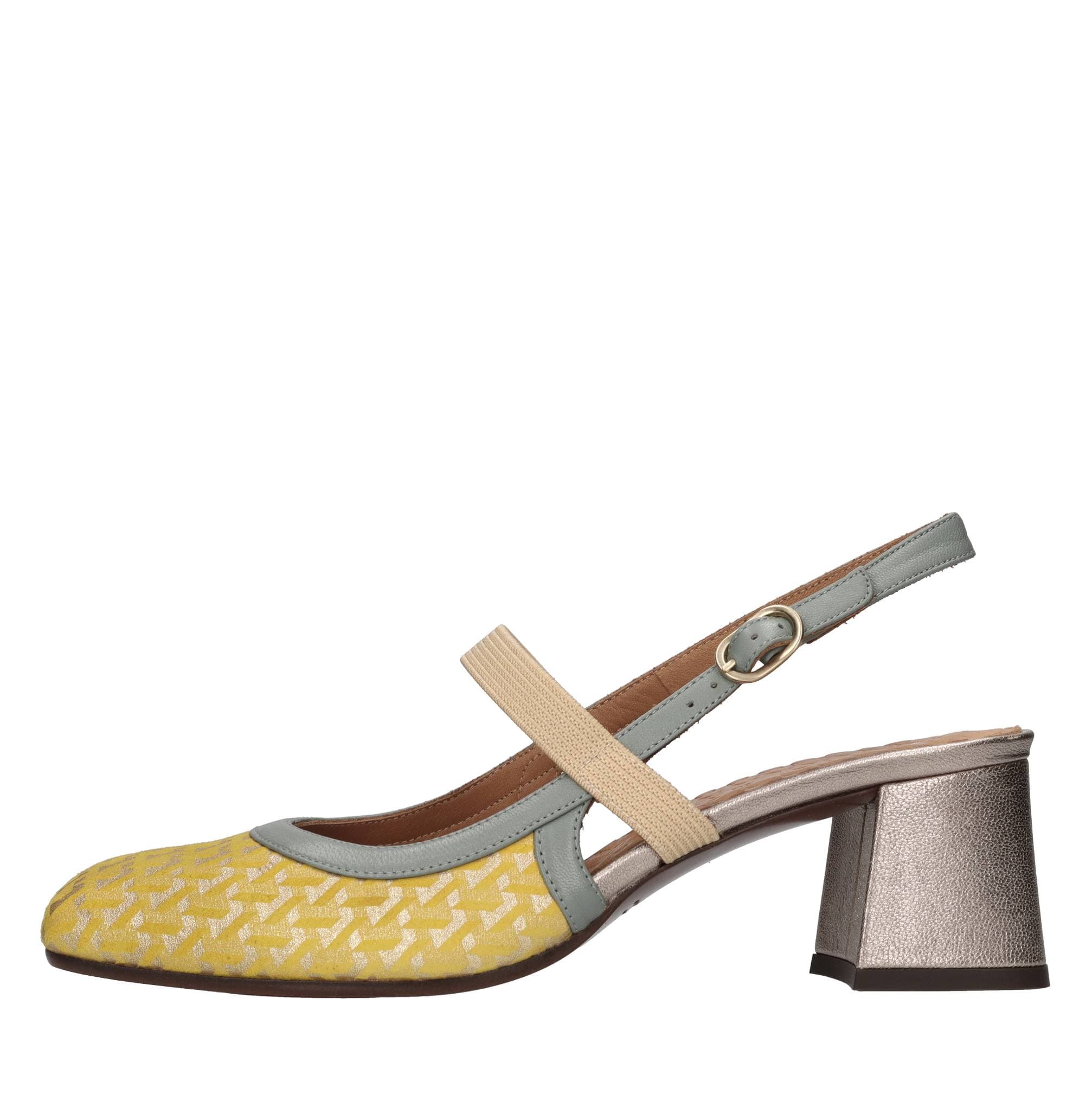Chie Mihara With Heel